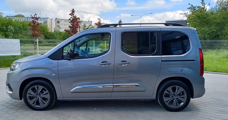 Toyota Proace City Verso cena 135900 przebieg: 11793, rok produkcji 2022 z Kleczew małe 596